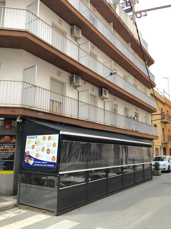 Hostal Los Manos Blanes Exterior foto